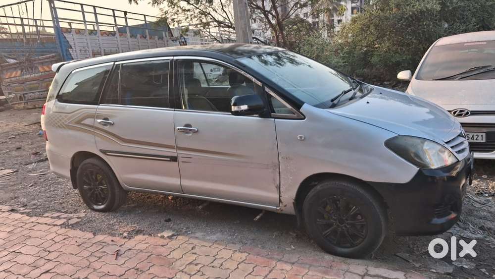 Toyota Innova Hycross 2010 Diesel Manual