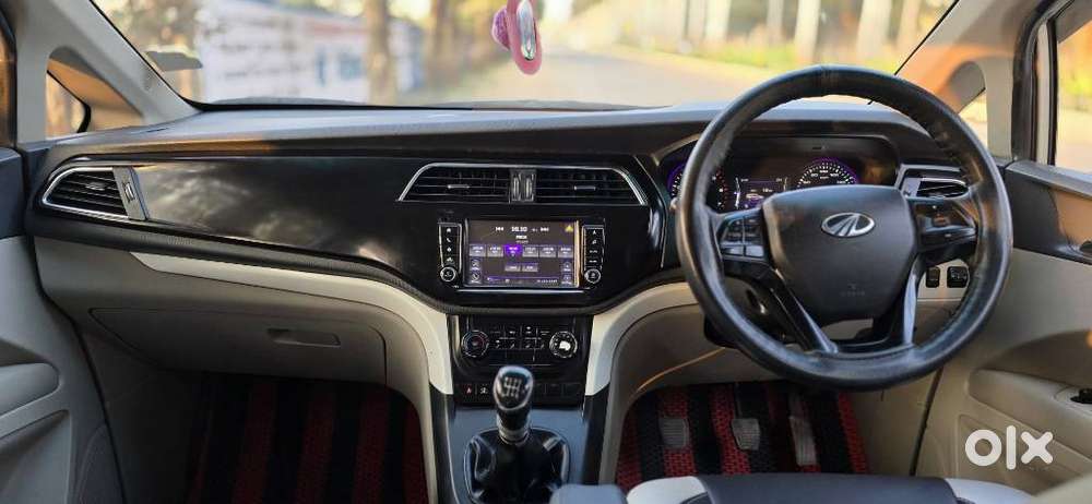 Mahindra Marazzo M8 8str, 2019, Diesel