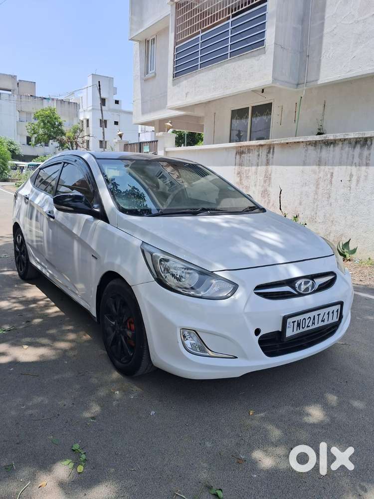 Hyundai Verna I (petrol), 2012, Petrol