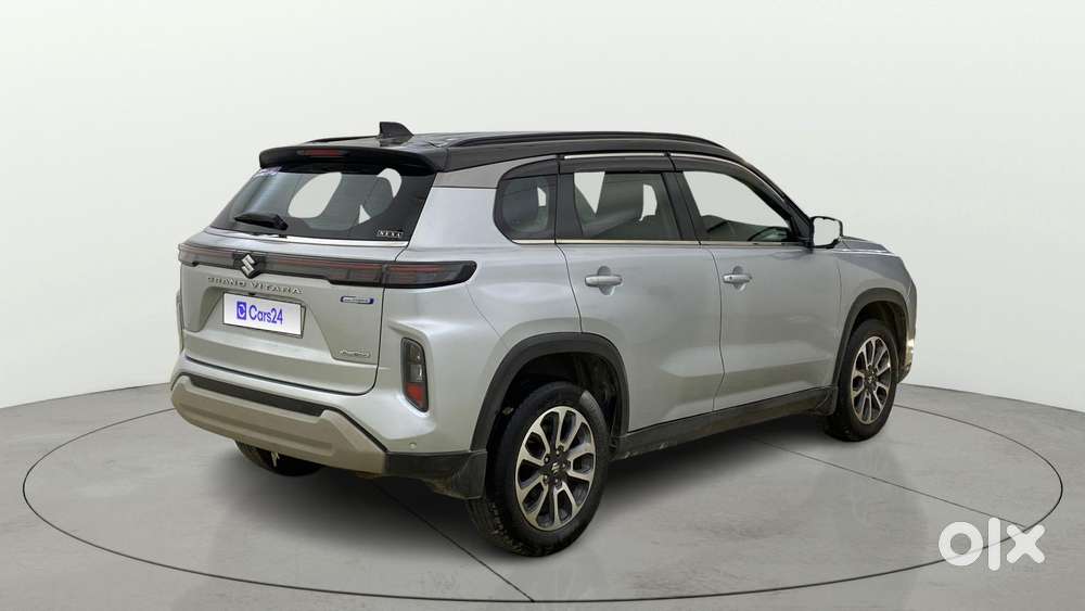Maruti Suzuki Grand Vitara 1.5 Alpha Smart Hybrid Dual Tone, 2022, P..
