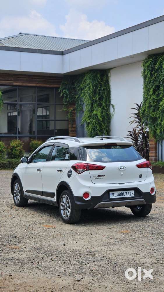 Hyundai I20 Active Sx Petrol, 2017, Petrol