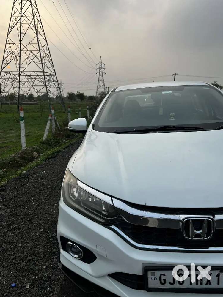 Honda City 2018 Sv 1.5 I-vtec Petrol + Cng  75,000 Km