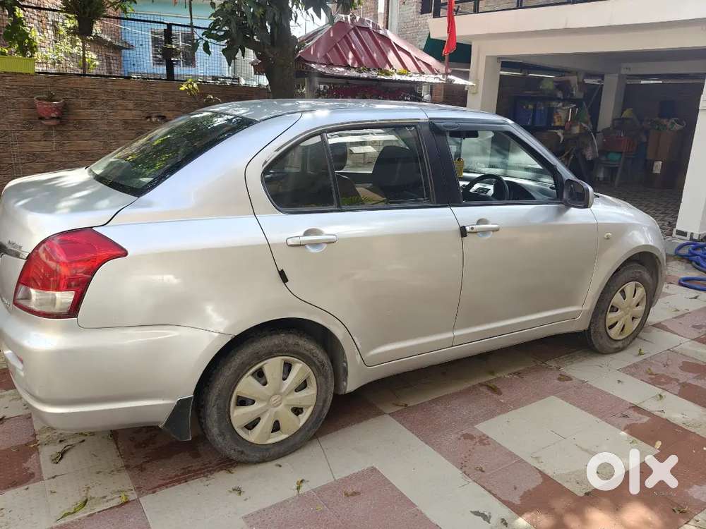 Maruti Suzuki Swift Dzire 2011 Petrol Well Maintained