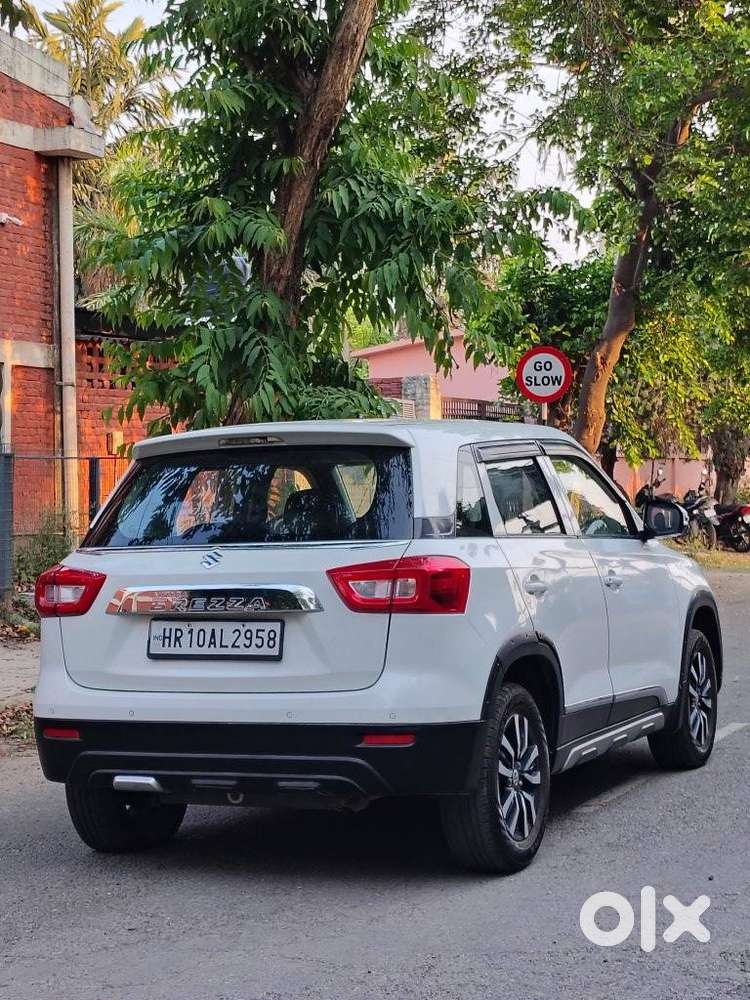 Maruti Suzuki Brezza 1.5 Lxi Smart Hybrid, 2021, Petrol