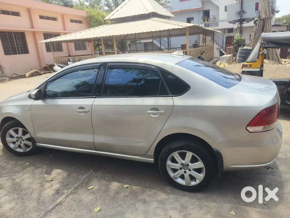 Selling Vw Vento 1.6 Tdi Diseal