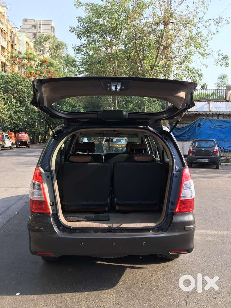 Toyota Innova 2.5 G (diesel) 8 Seater, 2016, Diesel