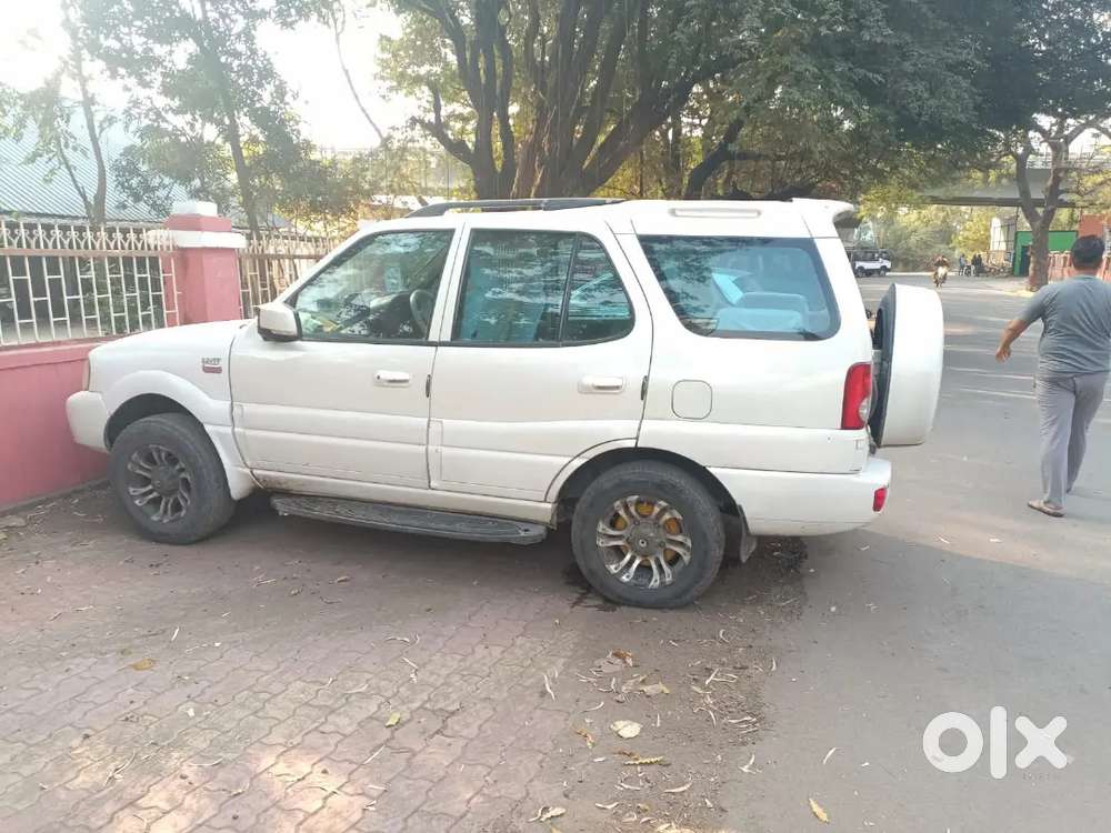 Tata Safari 2013 Diesel 125000 Km Driven