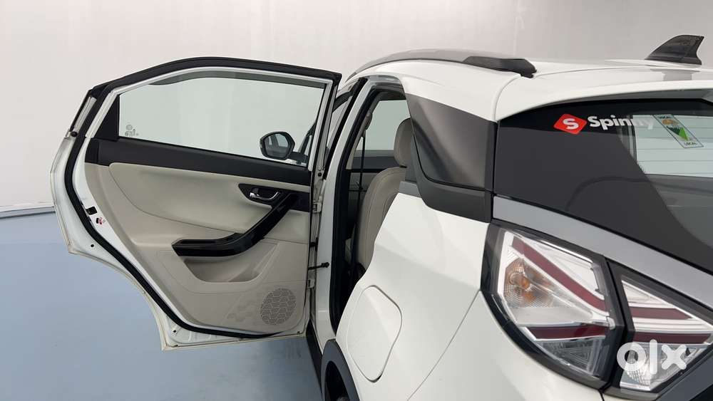 Tata Nexon 1.2 Revotron Xz Plus Premium, 2022, Petrol