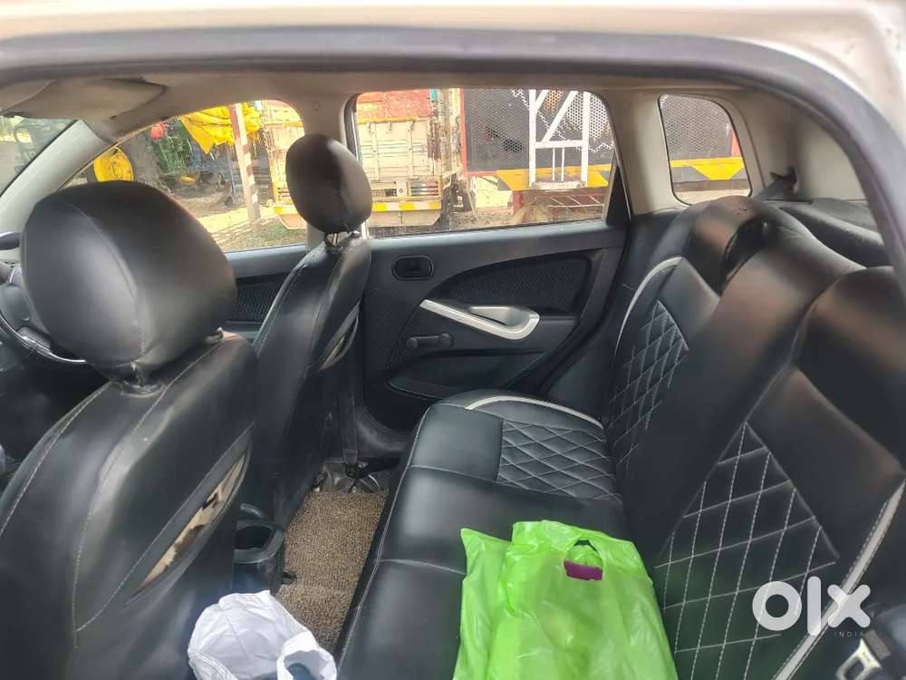 Ford Figo Petrol+ Cng 2014