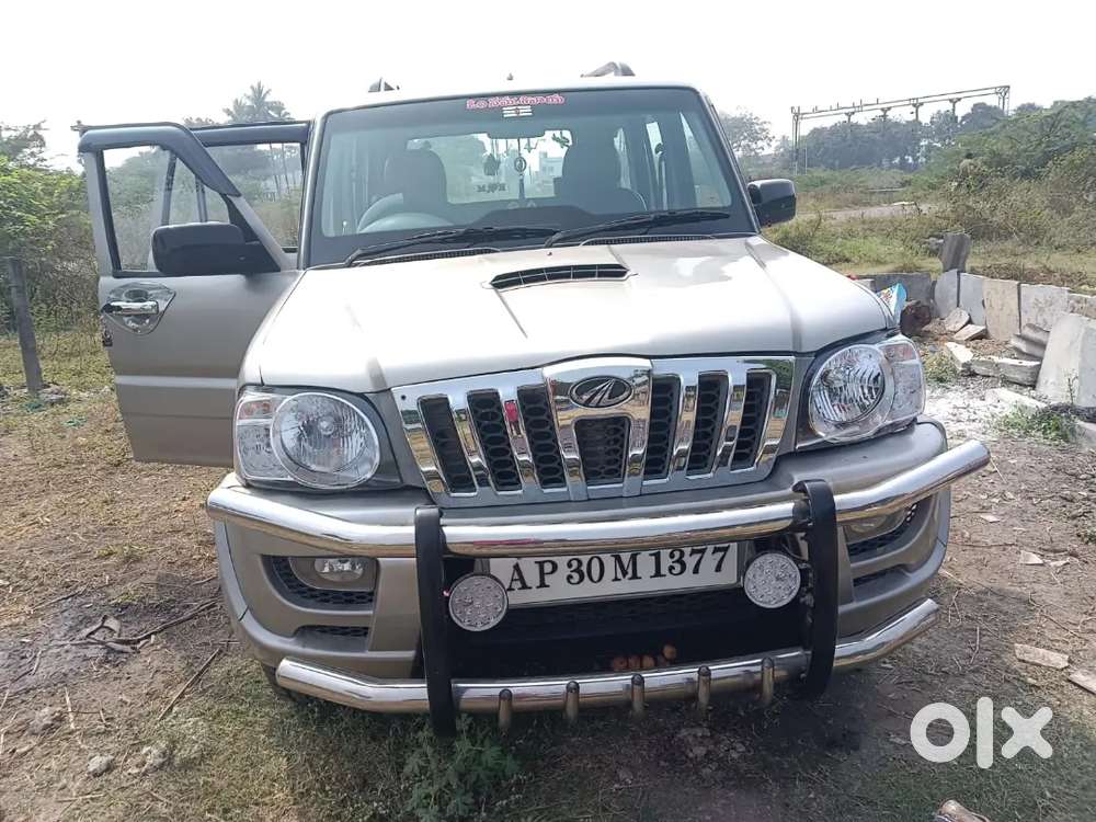 Mahindra Scorpio 2011