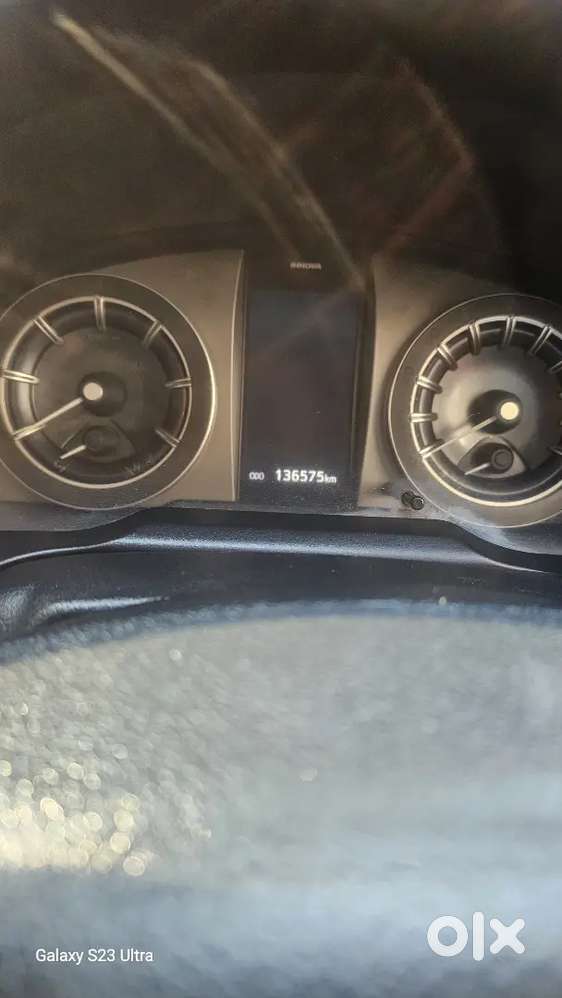 Toyota Innova Crysta 2017 Diesel 135000 Km Driven