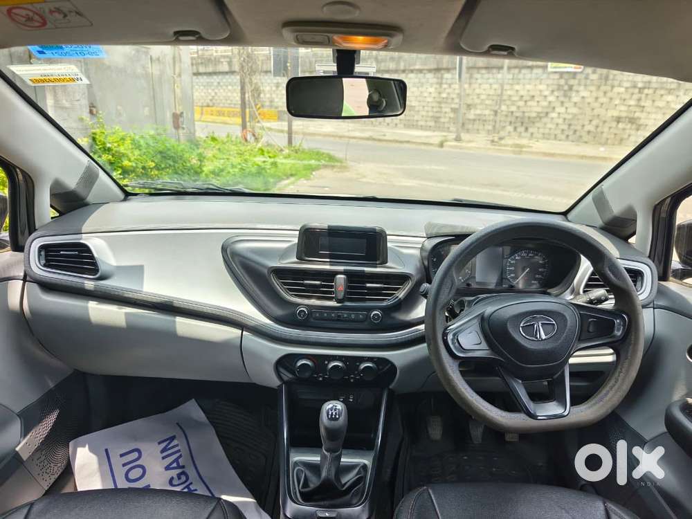 Tata Altroz 1.2 Xm, 2021, Petrol