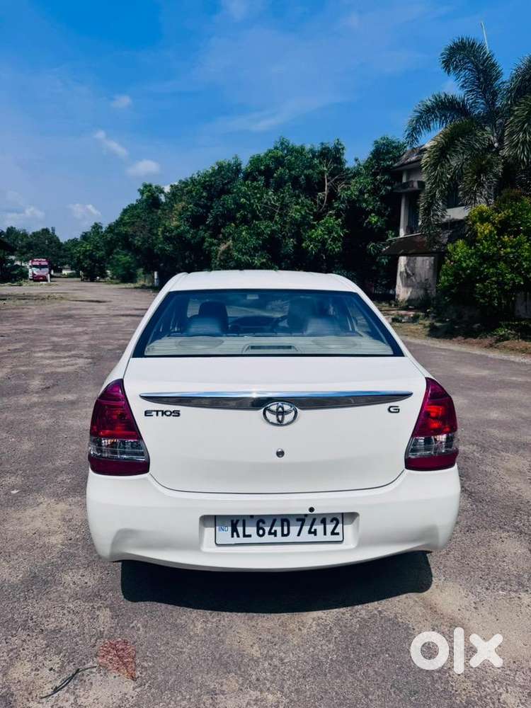 Toyota Petrol Manual 2016