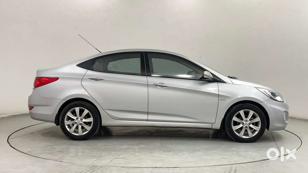 Hyundai Verna 1.6 Vtvt Sx, 2012, Petrol