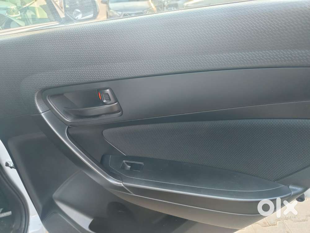 Maruti Suzuki Vitara Brezza Vdi Amt, 2019, Diesel
