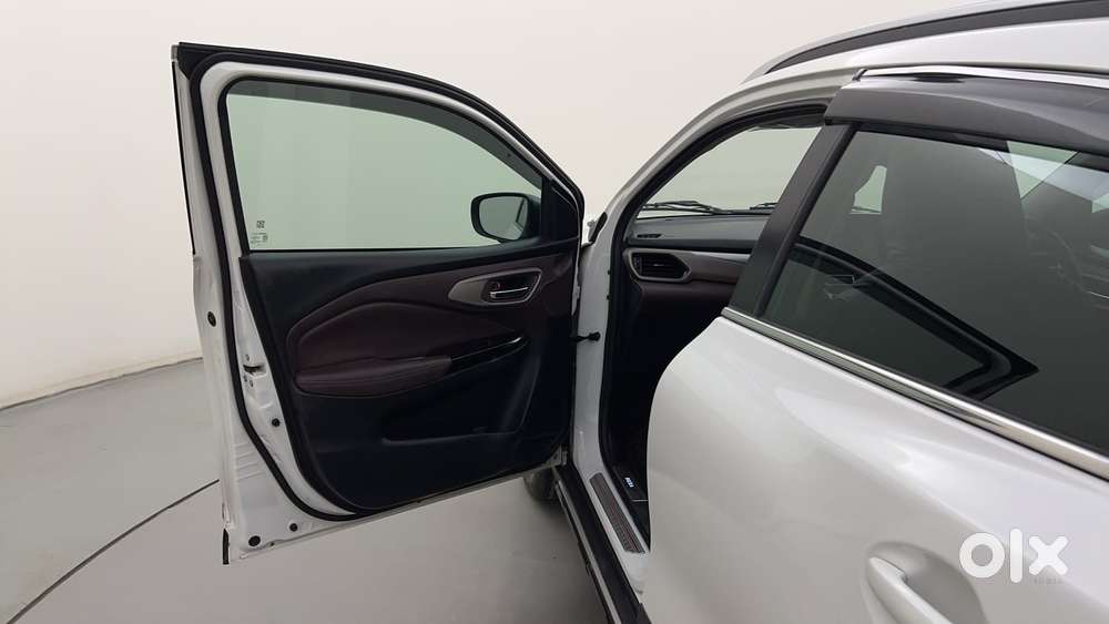 Maruti Suzuki Fronx Alpha 1.0l Turbo 6 At, 2024, Petrol