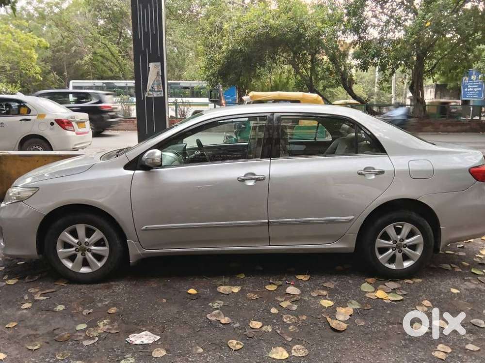 Toyota Corolla Altis G, 2013, Petrol