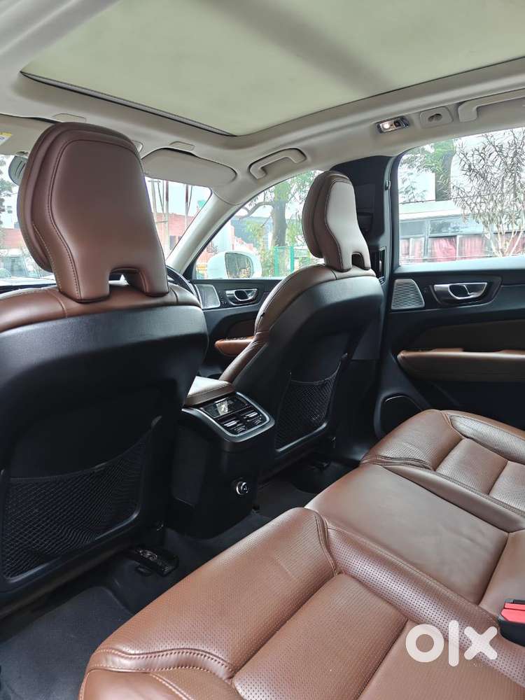 Volvo Xc60 D5 Kinetic, 2019, Diesel