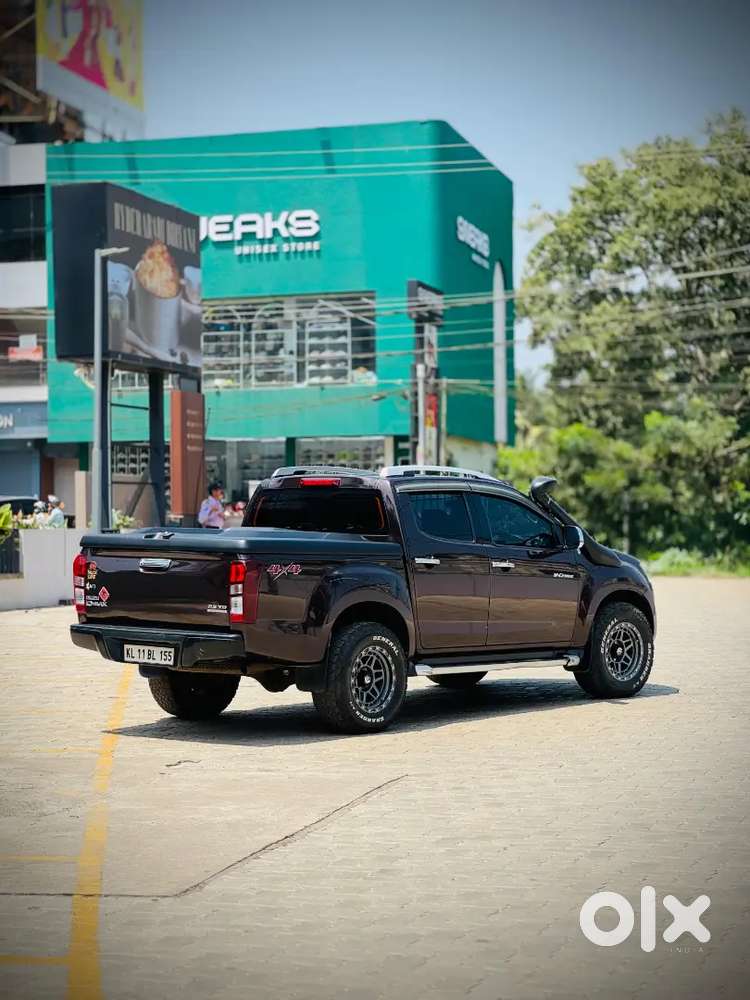 No Replacement All Original Paint.with Service Record