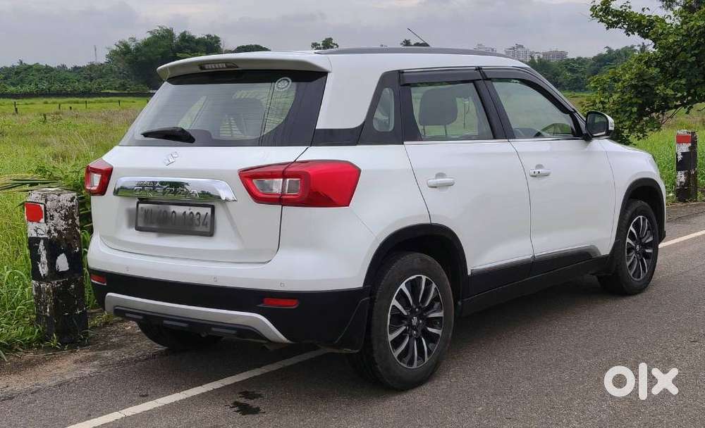 Maruti Suzuki Brezza 1.5 Zxi Smart Hybrid, 2020, Petrol