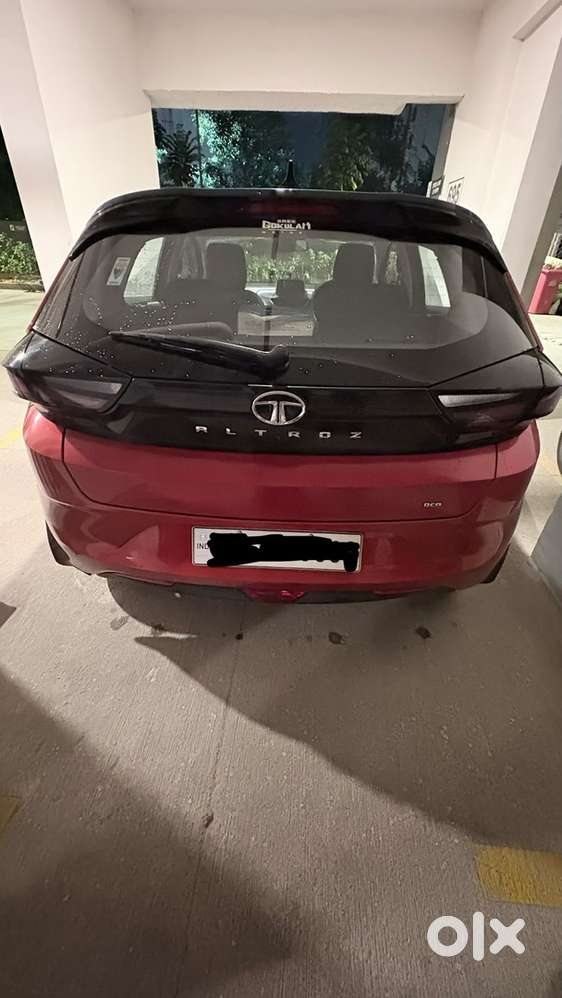 Tata Altroz Petrol 2023