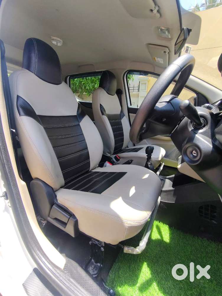 Renault Triber 1.0 Rxe, 2023, Petrol