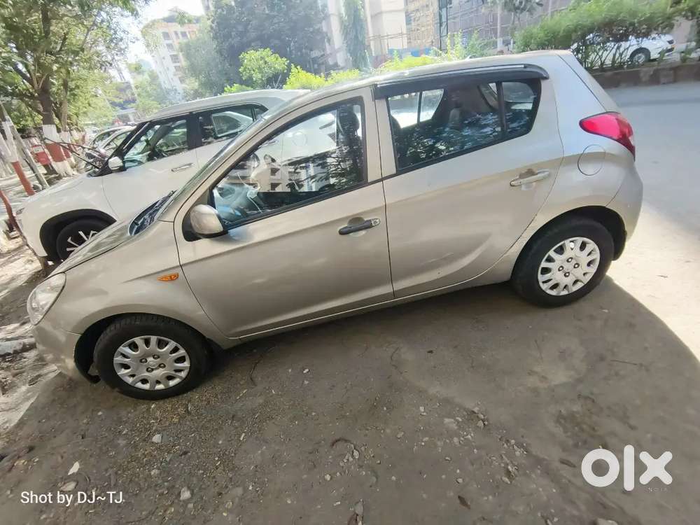 Low-run Hyundai I20 Magna 1.2 Petrol (2010) &ndash; Rto Passing Valid