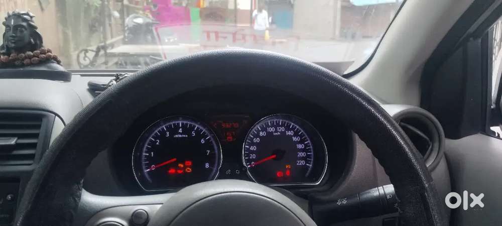 Nissan Sunny Xv 2011