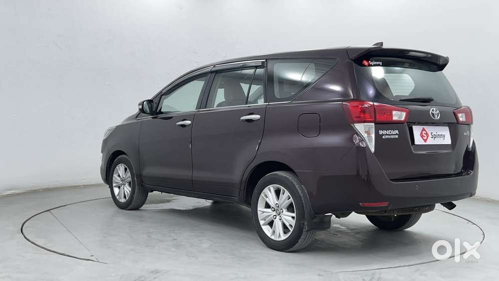 Toyota Innova Crysta 2.8 Zx At 7 Seater, 2016, Diesel