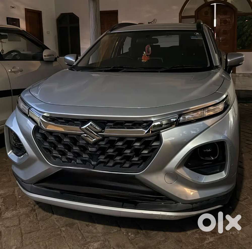 Maruti Suzuki Fronx 2023 Petrol 33000 Km Driven