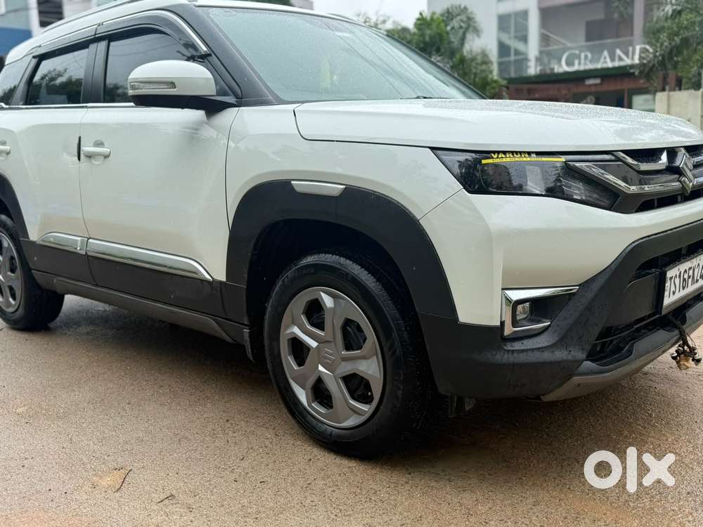 Maruti Suzuki Brezza 1.5 Vxi Smart Hybrid, 2023, Petrol