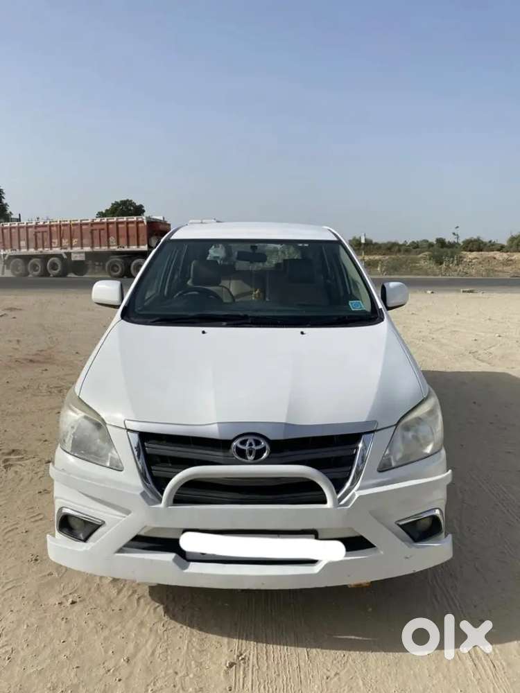 Toyota Innova 2015 Diesel Good Condition First Owner Car
