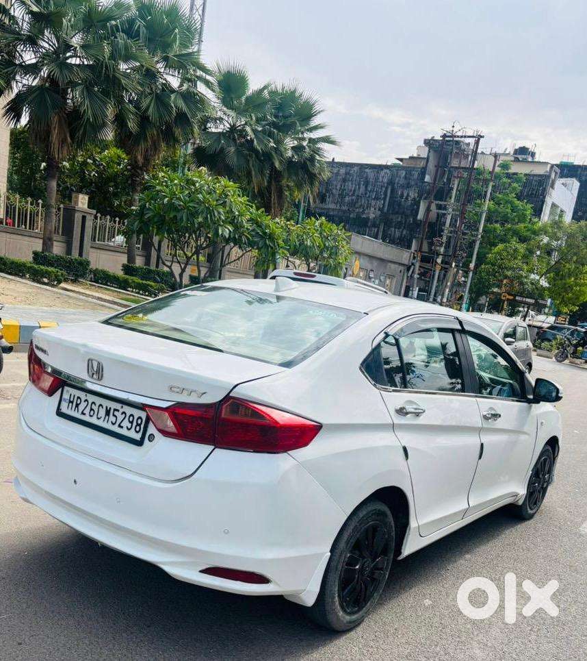 Honda City 2015 Cng & Hybrids Good Condition