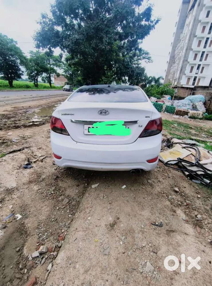 Hyundai Fluidic Verna 2012 Diesel 95000 Km Driven