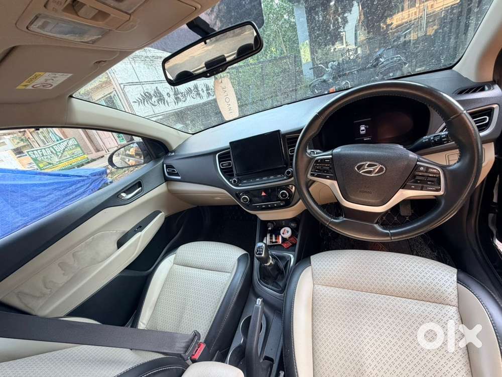 Hyundai Verna Diesel 2023 New Tyre Bridgestone Sturdo / New Condition