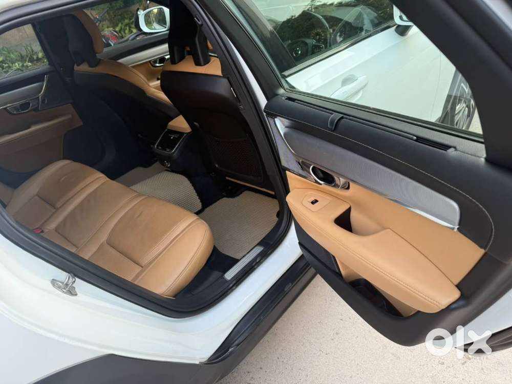 2017 Volvo V90 Cross Country D5 Inscription With Pole Star Engineered.