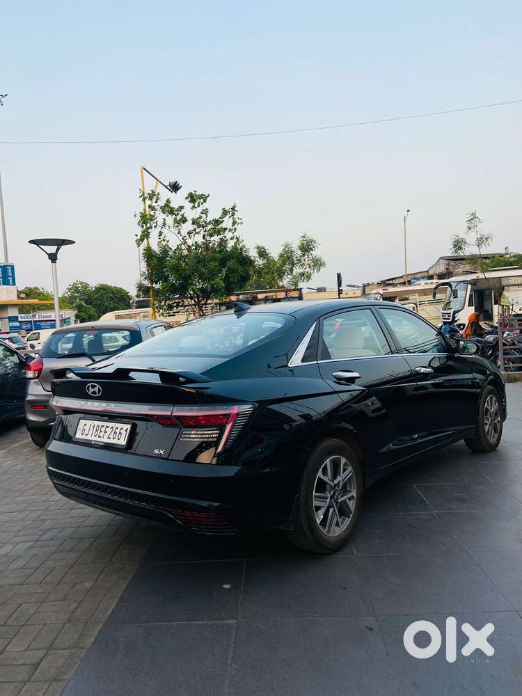 Hyundai Verna 1.5 Sx Petrol Mt, 2025, Petrol