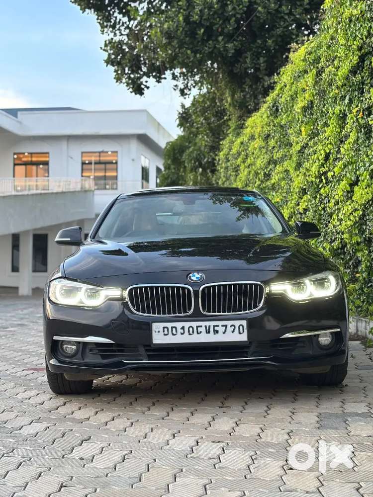  Bmw 320i Petrol | 2017 | 1st Owner | All India Noc 

 Genuine &