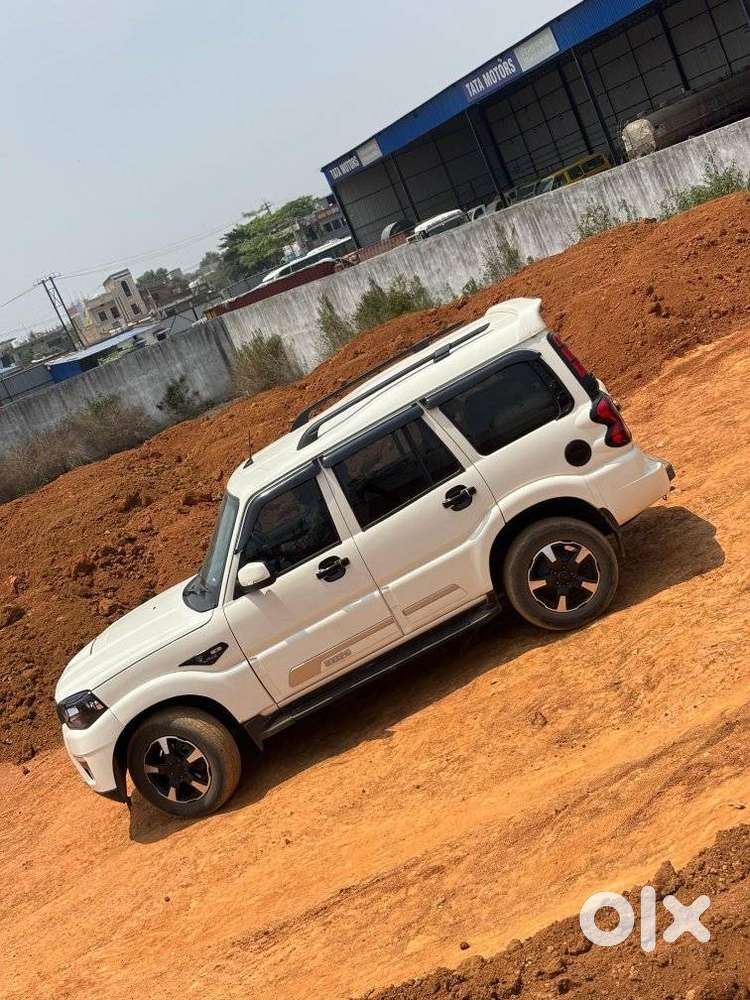Mahindra Scorpio Classic, 2022, Diesel
