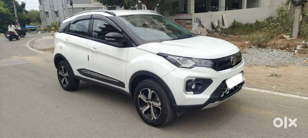 Tata Nexon 1.2 Revotron Xza Plus Luxs Red Dark Edition Amt, 2022, Pe..