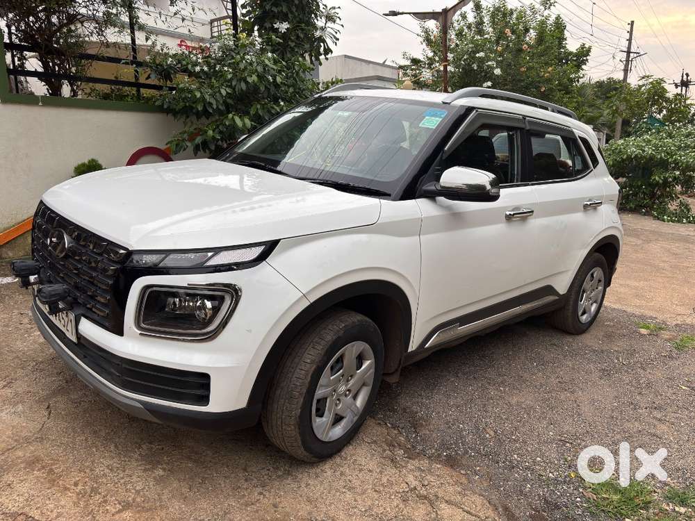Hyundai Venue 1.2 Petrol 2022