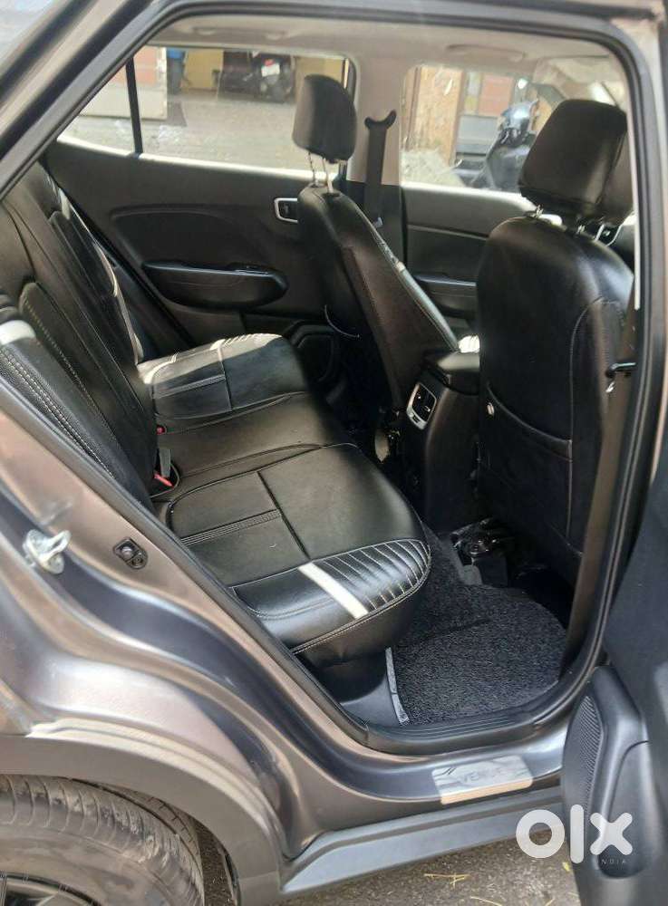 Hyundai Venue 1.0 Sx Turbo Imt Dual Tone Sport, 2021, Petrol