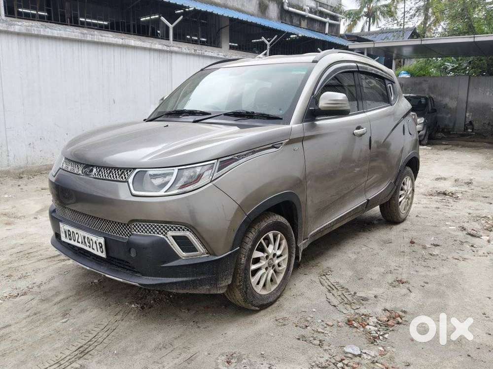 Mahindra Kuv 100 Mfalcon G80 K8 Dual Tone, 2017, Petrol