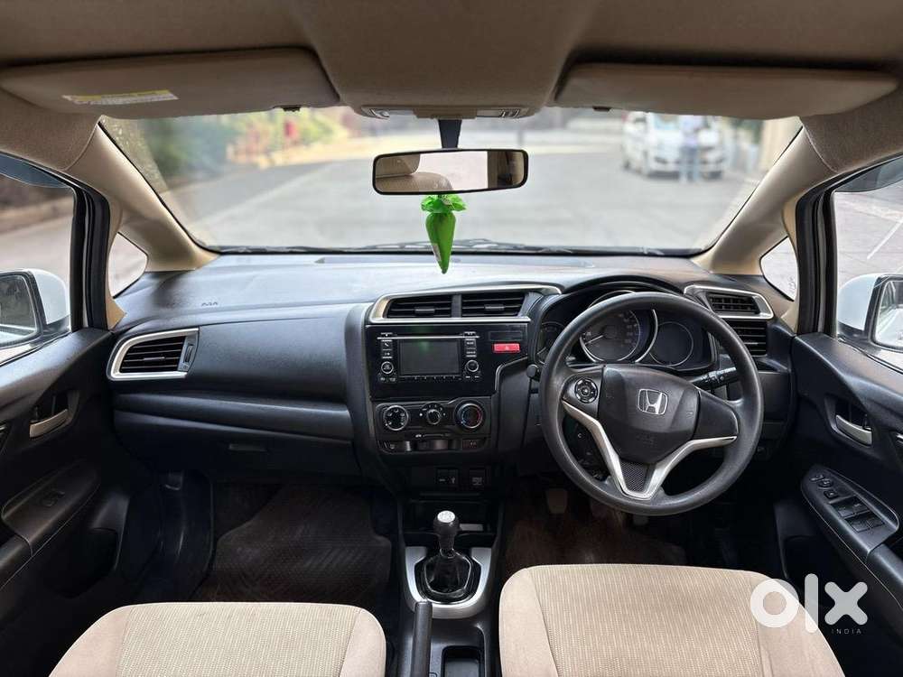 Honda Jazz 1.2 I-vtec – Best For Long Drives & City Driving