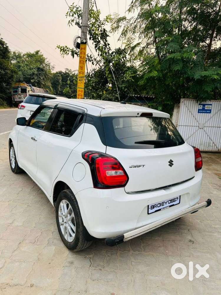 Maruti Suzuki Swift Amt Zxi Plus, 2020, Petrol