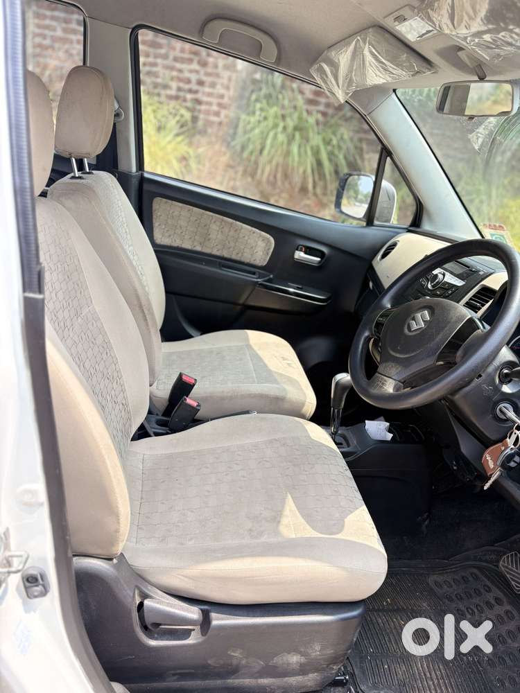 Maruti Suzuki Wagon R 1.0 Vxi Ags, 2018, Petrol