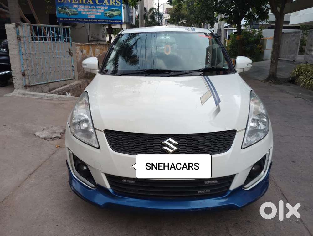 Maruti Suzuki Swift Vxi Optional, 2015, Petrol