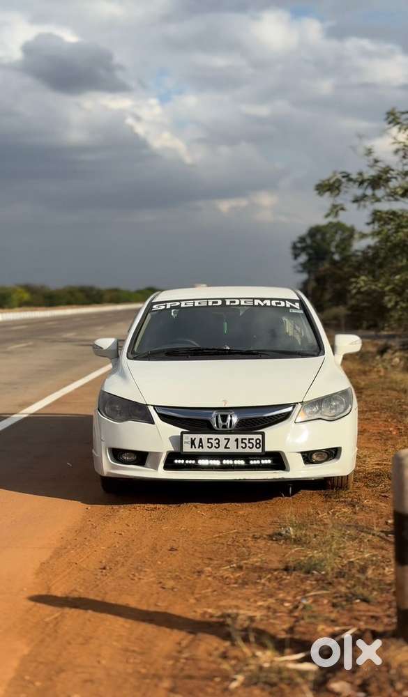 Honda Civic Hybrid 2011