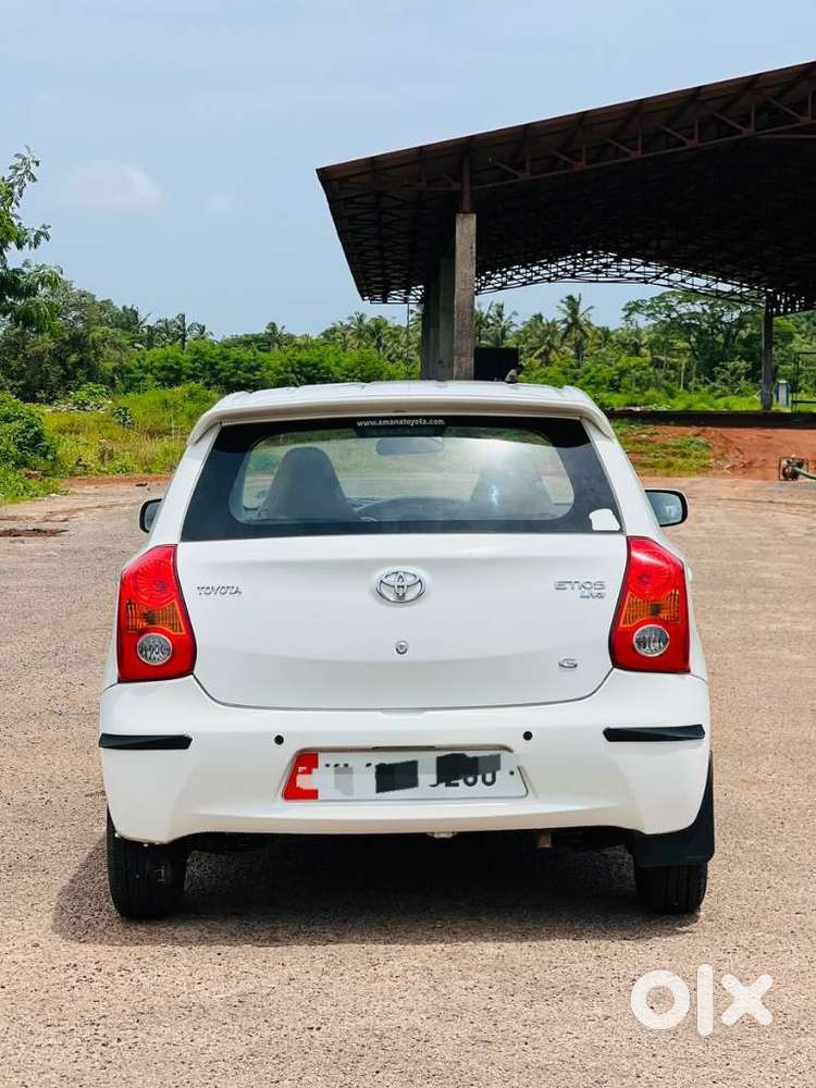 Toyota Etios Liva V, 2013, Petrol