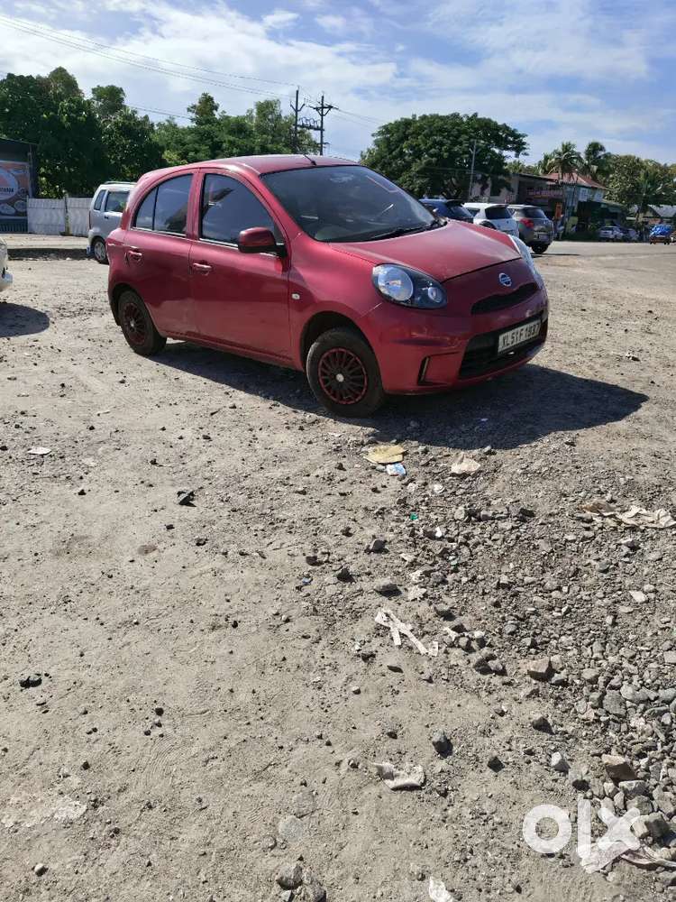 Nissan Micra Active 2015 Variant